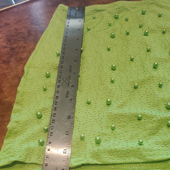 Statement Piece! Lime Green Beaded Skirt Set - Picture 9 of 10